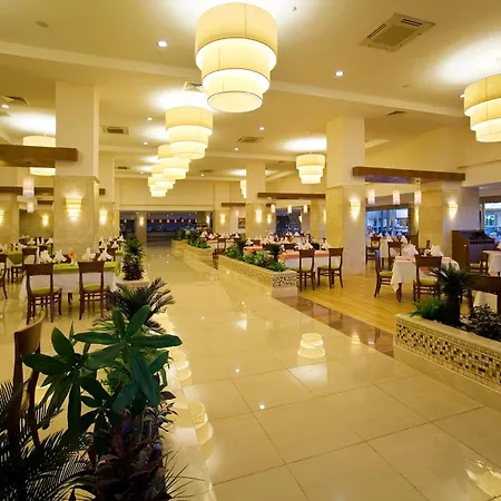 Saphir & 酒店 欧库卡拉