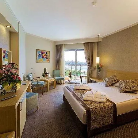 Hotel Saphir &