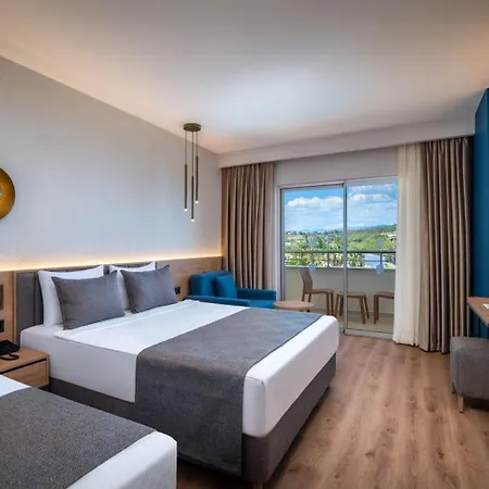 Hotel Saphir & 5*