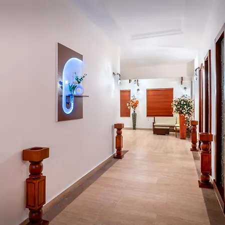 Hotel Saphir & 5*