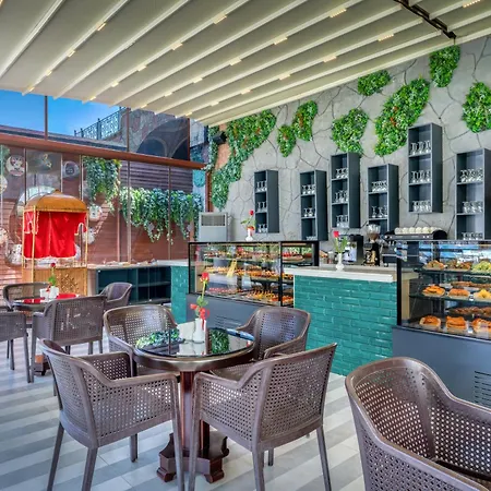 Saphir & Hotel Okurcalar