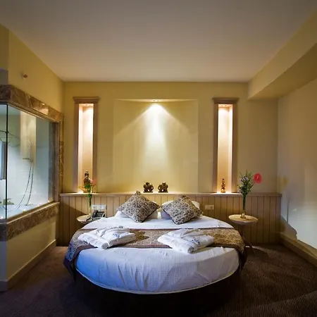 Hotel Saphir & Okurcalar